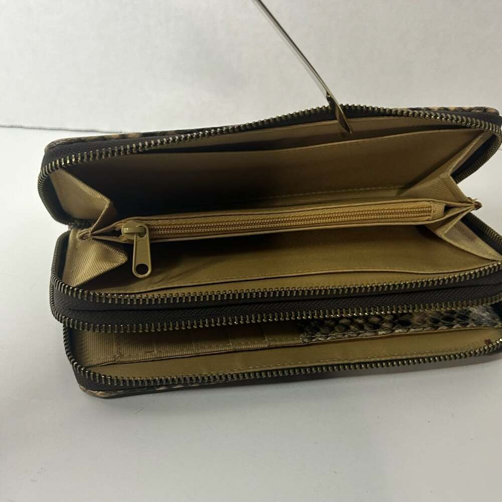 Jessica Simpson Python Print Faux Leather Zip-Around Wallet - Picture 6 of 8